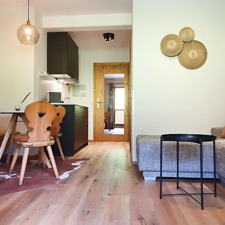 Alpenflair Mit Balkon - Inkl Parkplatz #2