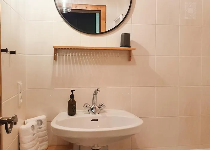 Apartman Alpenflair Mit Balkon - Inkl Parkplatz #2 *