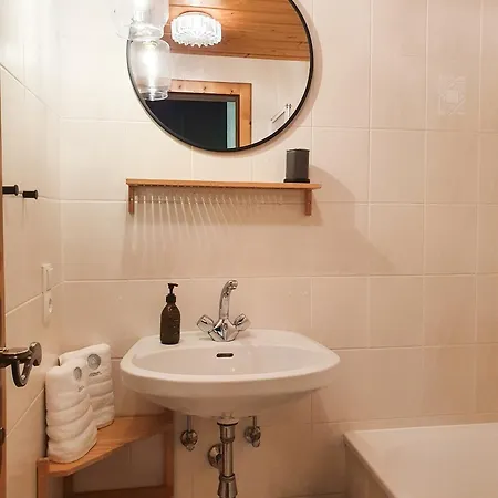 Appartement Alpenflair Mit Balkon - Inkl Parkplatz #2 *